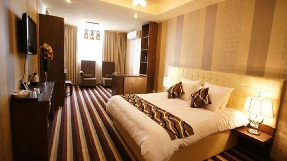 Venus Hotel Hanoi Exterior photo