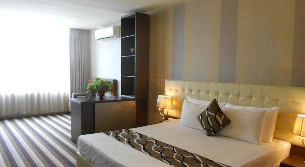Venus Hotel Hanoi Exterior photo