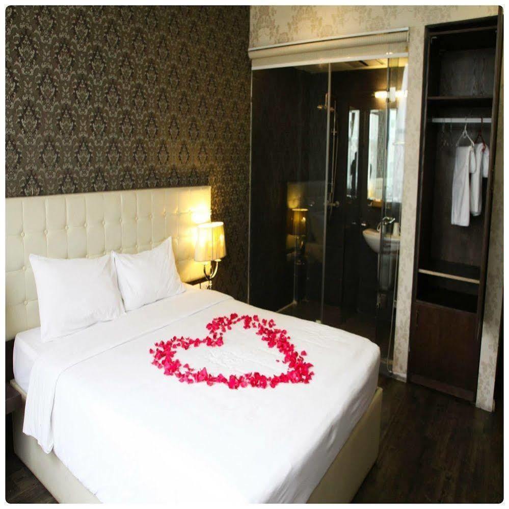 Venus Hotel Hanoi Exterior photo