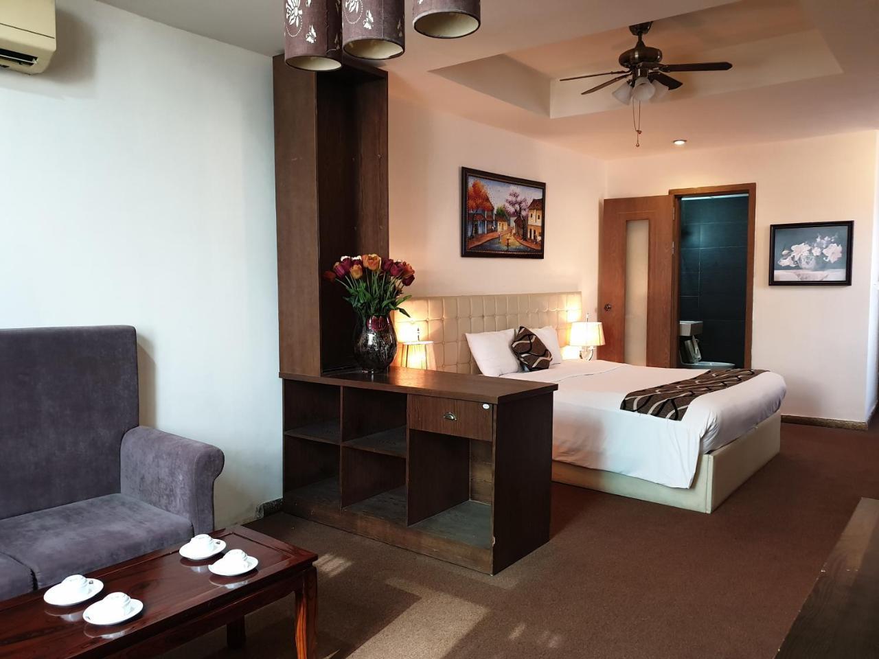 Venus Hotel Hanoi Exterior photo